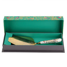 Chelsea - Cake Slice, White/Gold, SARA MILLER LONDON-VONMEL Luxe Gifts